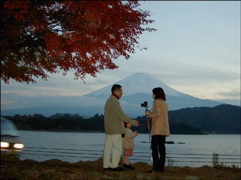 日本富士山:最瑰丽红叶枫景等着你_天气预报