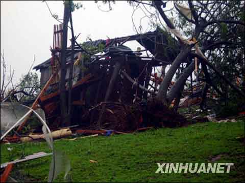 龙卷风袭阿根廷北部_天气预报_新闻中心_新浪