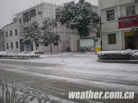 部现雨雪 武汉降今冬首场雪|武汉|下雪_新浪天气预报