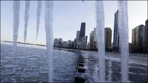 冷空气侵袭美国芝加哥出现今冬最强降雪_新浪