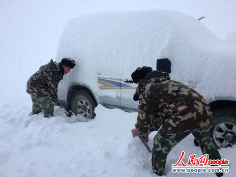 藏未来三天仍多雨雪|游客|西藏|雨雪_新浪天气预报