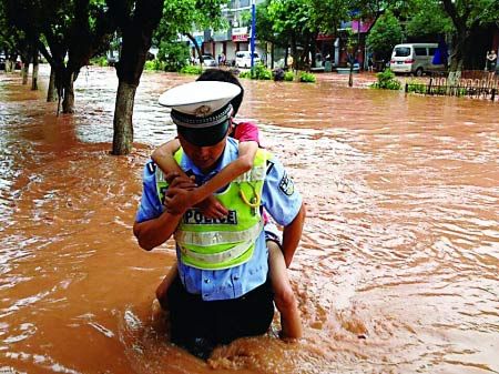 重庆江津区大暴雨致12万人受灾2人死亡|重庆|