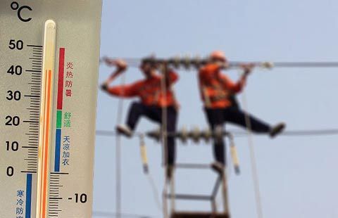 陕西遭遇十年来最严重高温伏旱 4人中暑身亡|高