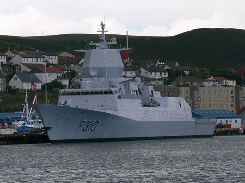 挪威海军第4艘南森级护卫舰f-313号下水(图)