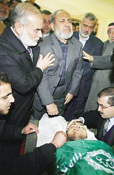 哈马斯创始人之子被打死