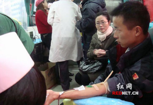 事故频发用血量剧增 红网20位衡阳网友无偿献