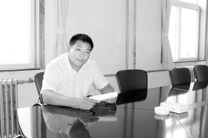 综合 正文 每个企业家的背后都有一段鲜为人知的艰难故事,张文勇
