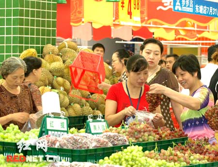 湖南首家生鲜早市开门纳客 打造高级农贸市场