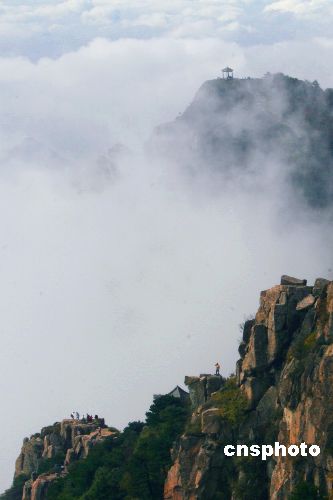 中国五岳名山联合申报世界自然与文化遗产
