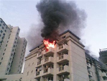 上海商学院宿舍楼突发大火