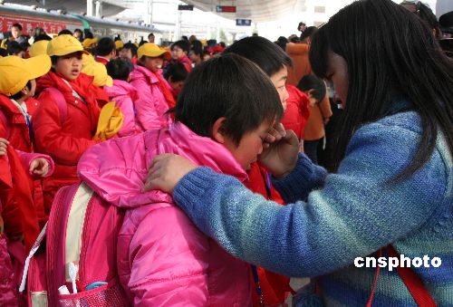 ����ѿ(77ya.com)��ʾ:����鿴�ж�����ͼƬ
���ӵ�ַ:http://http://i2.sinaimg.cn/dy/o/2009-01-06/5a56256f4041886375dd8010f7b945af.jpg
