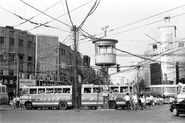 30年:沧桑巨变故事多多