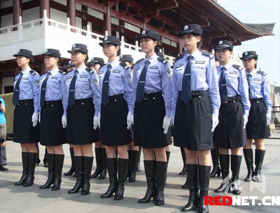 长沙靓丽<em>女警</em><em>霸王花</em>车队出巡!