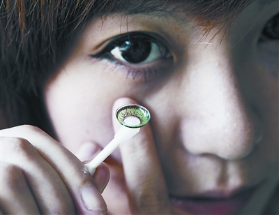 美瞳如何带,美瞳如何带新手教学