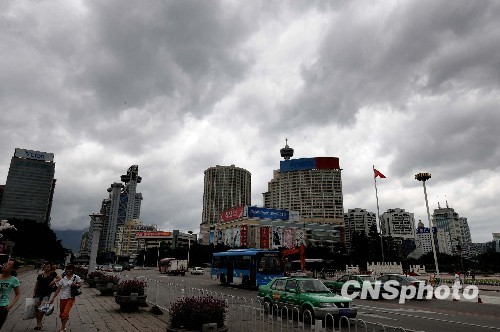 ̨��Ī���˽�Ϯ�����غ������رղ��ֺ���ͣ��