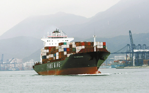 ���ھ����������װ巿���̸�̨