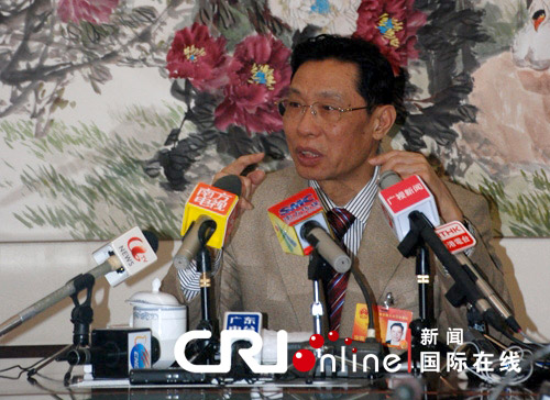 钟南山谈毒豇豆事件:多头利益导致多头管理