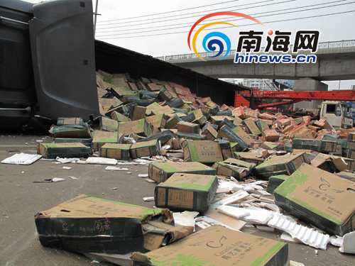 ���ڣ�������෭��ֵ100����Ԫ�մ�ɢ��һ��