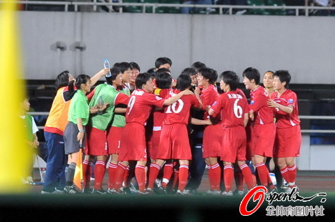 快讯:中国女足0:1负于朝鲜女足无缘2011年世界杯