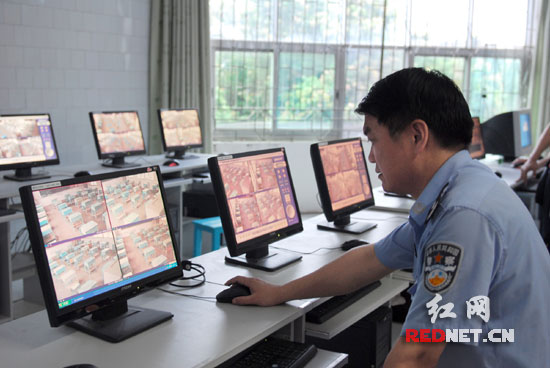 湖南永州出动千名警察 力保高考顺利进行