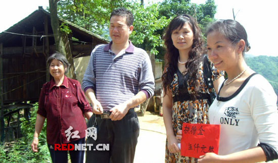 怀化市残联检查洪江区残疾人扶贫工作