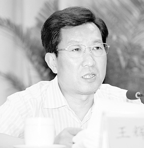 王辉忠:躲媒体的领导干部不称职_新闻中心