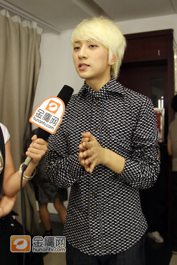 [娱乐]快男复活赛残酷上演 2010年快男复活赛名