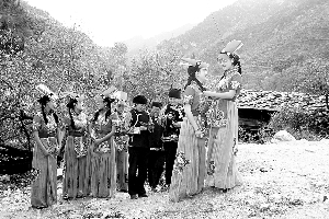 宕昌羌寨:青山绿水间的神秘古风