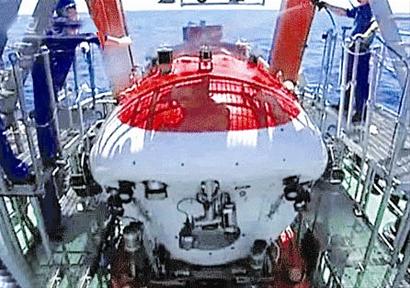 图文：“蛟龙号”深潜首破3700米