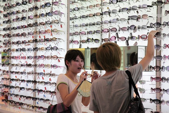 中国女性消费能力提高 美称将提升中国消费能力