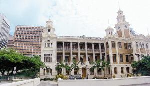 香港大学标志性建筑物之一的本部大楼.