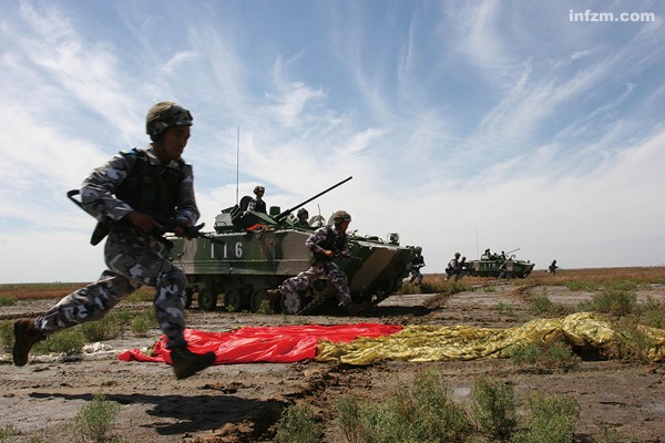 空降军，中国最“高”的特种部队_新闻中心_新浪网