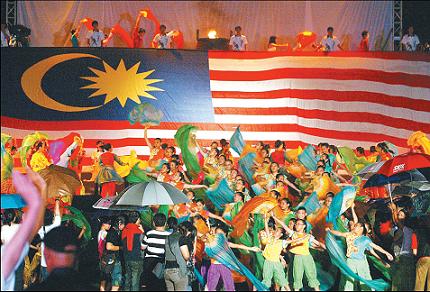 马来西亚举行华人文化节汇演 华社捍卫中华文