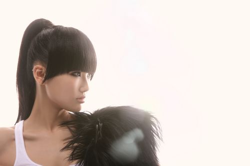 黄龄应邀放歌海南国际旅游岛首届网络春晚