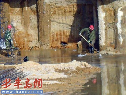 ��ˮ֮�п�ı���Ƶػ��ھ򹤣���ǮȢ��ϱ��