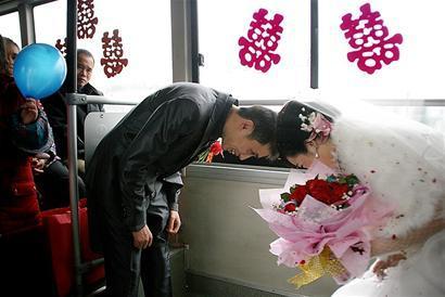 ���������ϰ��á����ж��ʾ��ЧӦ