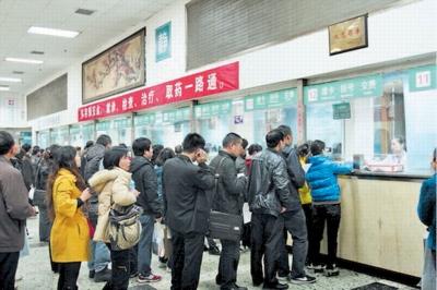 市民自觉排队已渐成习惯