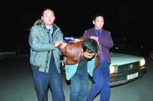 ��ĳ����������4�꣬������ڱ�׽ס