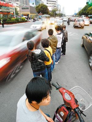 ǧ����ҵ�ֽ�ͨ������