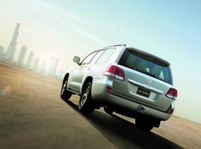 SUV�г��³�������ɳĮ�����ܷ��ϵ���׳��
