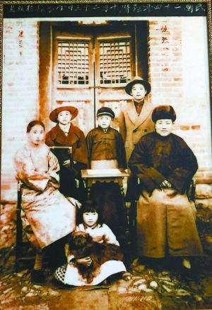 小学时曾被日本人“抓”走_新闻中心_新浪网