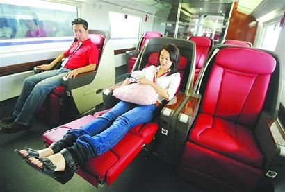 309公里\/小时!高铁飞行如履平地