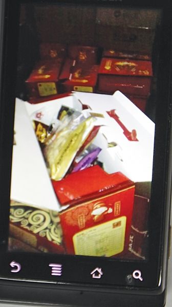 南京状元食品原料仓库堆放过期产品 被责令整