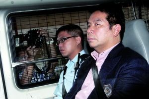 伯明翰老板杨家诚被拘