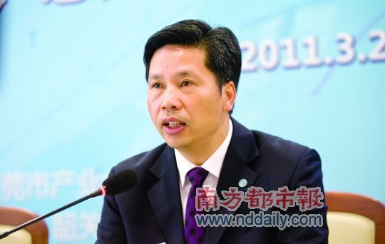 翟崇碧调任茶山 陈志明掌舵石排