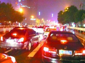 9月以来 每天30万辆外地车进郑州