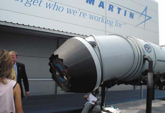 �ļ����ټ�F-35ר�ң�Ҳ���Կ����й���-20