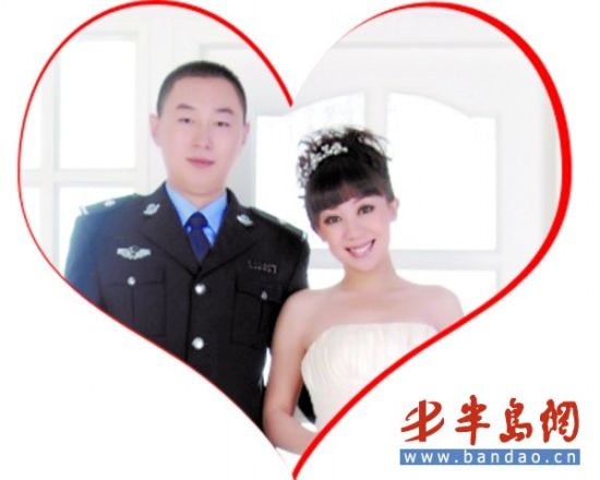 11月9日上午,四方区河西派出所内举行了一场特殊的婚礼,新郎穿警服