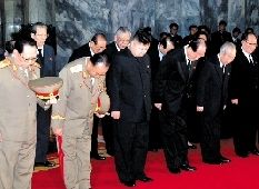 ���������ڸ߹ٸ�������ǰ����