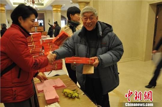 江苏省侨界迎新春团拜会在南京举行